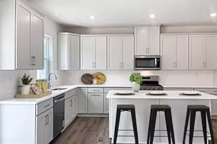 206 Bronze St, Phoenixville, PA 19460 - Photo 6