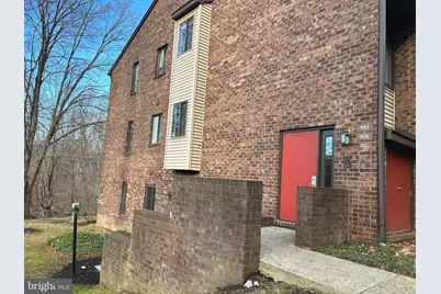 910 Mountainview Drive #910, Chesterbrook, PA 19087 - Photo 2