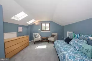 28 Flintlock Ln, Chesterbrook, PA 19087 - Photo 6