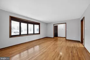 54 Hannum Dr, Coatesville, PA 19320 - Photo 8