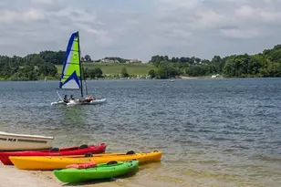 109 Lakeside Dr, Downingtown, PA 19335 - Photo 6