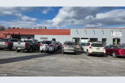 65  E E Bridge Street, Spring City, PA 19475 - Photo 2