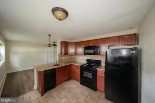 231 Sharpless St, West Chester, PA 19382 - Photo 2