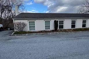 85 Valley, Phoenixville, PA 19460 - Photo 2