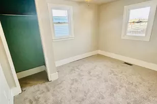 243 Hall St, Phoenixville, PA 19460 - Photo 14