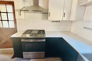 243 Hall St, Phoenixville, PA 19460 - Photo 6