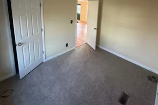 887 Aspen Ave, Spring City, PA 19475 - Photo 12