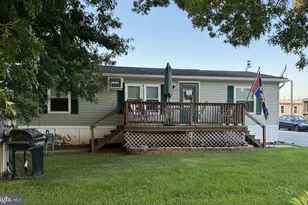 887 Aspen Ave, Spring City, PA 19475 - Photo 1