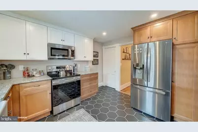 143 W Mulberry Street, Kennett Square, PA 19348 - Photo 4