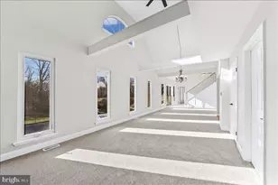 302 Manor Dr, Kennett Square, PA 19348 - Photo 10