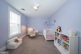 19 Village Square, Paoli, PA 19301 - Photo 12