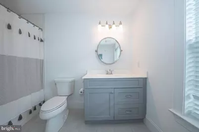 19 Village Square, Paoli, PA 19301 - Photo 14