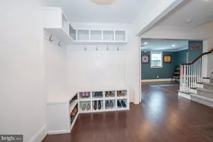 19 Village Square, Paoli, PA 19301 - Photo 2