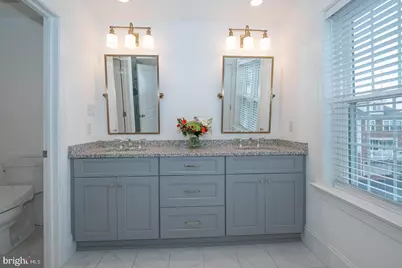 19 Village Square, Paoli, PA 19301 - Photo 20