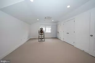 19 Village Square, Paoli, PA 19301 - Photo 22