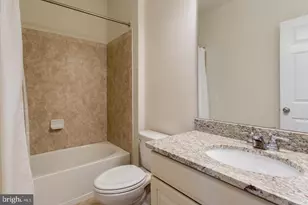 121 Locks Farm Ln, Downingtown, PA 19335 - Photo 8