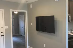 27 S Church St, West Chester, PA 19382 - Photo 4