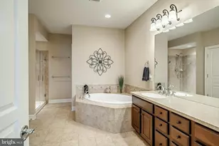 300 S Caldwell Cir, Downingtown, PA 19335 - Photo 26