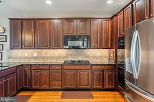 300 S Caldwell Cir, Downingtown, PA 19335 - Photo 14