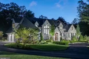 1339 Carolannes Way, West Chester, PA 19382 - Photo 2