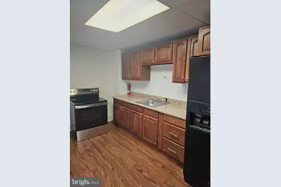 427 Oak Street, Coatesville, PA 19320 - Photo 2