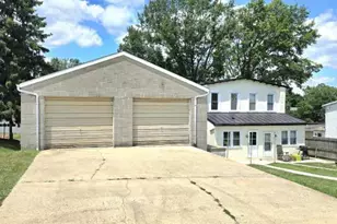 825 Maple Ave, Phoenixville, PA 19460 - Photo 20