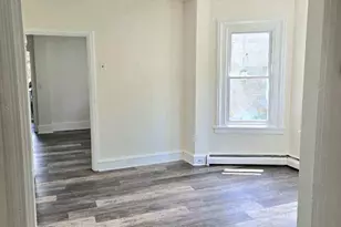 825 Maple Ave, Phoenixville, PA 19460 - Photo 10