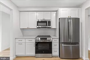 504 Raintree Ln, Malvern, PA 19355 - Photo 8