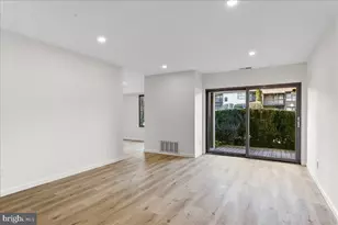 504 Raintree Ln, Malvern, PA 19355 - Photo 2