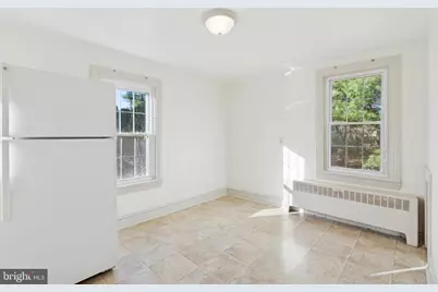 1138 E Schuylkill Road #2, Pottstown, PA 19465 - Photo 6