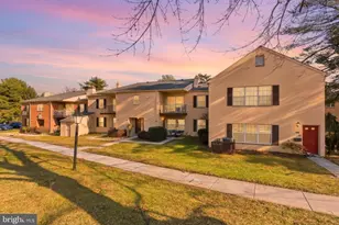 463 Old Forge Crossing, Devon, PA 19333 - Photo 2