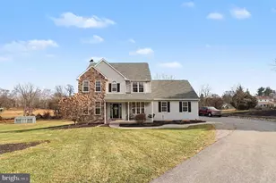 1007 Wyoming Cir, Lincoln University, PA 19352 - Photo 2