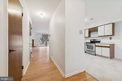 120 Caernarvon Court, Exton, PA 19341 - Photo 2