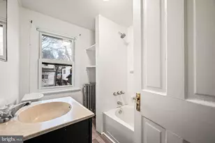 236 Walnut St, Phoenixville, PA 19460 - Photo 14