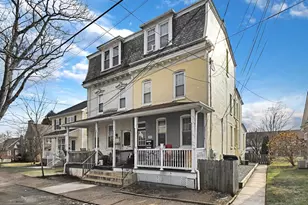 470 Emmett St, Phoenixville, PA 19460 - Photo 2