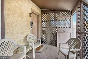 102 Poplar St, West Chester, PA 19382 - Photo 2