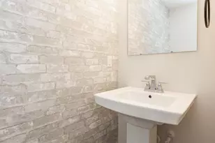 131 Mulberry Dr, Malvern, PA 19355 - Photo 4