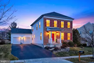 121 Trinley St, Pottstown, PA 19465 - Photo 1