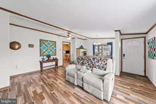 412 Aspen St, Coatesville, PA 19320 - Photo 8