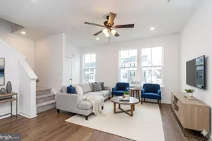 910 Magnolia Ln, Spring City, PA 19475 - Photo 12