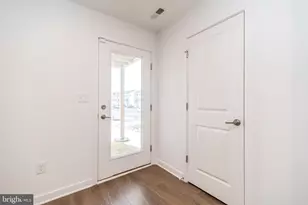 910 Magnolia Ln, Spring City, PA 19475 - Photo 10