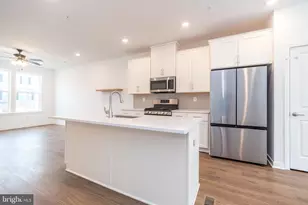 910 Magnolia Ln, Spring City, PA 19475 - Photo 14