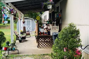 7 Oak Dr, Spring City, PA 19475 - Photo 4