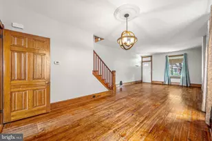 389 1st Ave, Phoenixville, PA 19460 - Photo 4