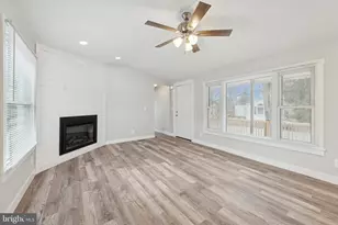 8 Cherokee Ln, Honey Brook, PA 19344 - Photo 4