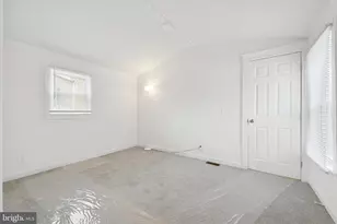 8 Cherokee Ln, Honey Brook, PA 19344 - Photo 8