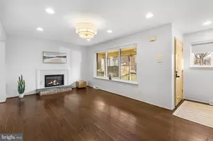 106 Bernard Ct, Tredyffrin, PA 19087 - Photo 2