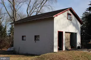 1413 Old Schuylkill Rd, Spring City, PA 19475 - Photo 4