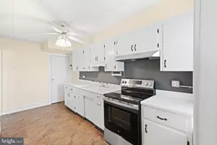 307 4th Ave, Phoenixville, PA 19460 - Photo 12