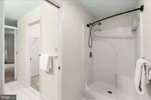 9 Parkside Dr, Elverson, PA 19520 - Photo 14